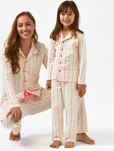 Little Label - meisjes pyjama - wit bloemetjes verticaal - 8Y/122-128 - Zachte BIO Katoen