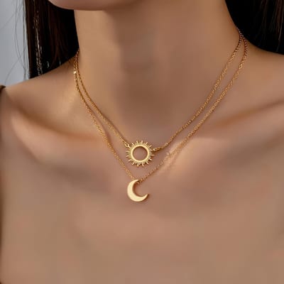 Élégant Collier Pendentif Bohème Plaqué Or Soleil & Lune pour Femmes Double Ras-du-cou Bijoux de Fête Cadeaux or