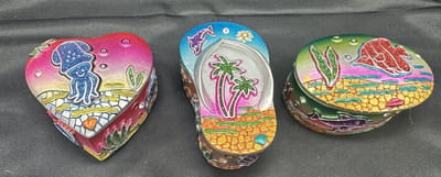 Decoratieve opbergdoosjes/sieradendoosjes " tropisch " - Set van 3 stuks - polyresin - meerkleurig - hoogte 4 x 9 x 8 cm - Handig voor kleine sieraden in op te bergen - Woonaccessoires - Woondecoratie - Asbakken - Tuinaccessoires