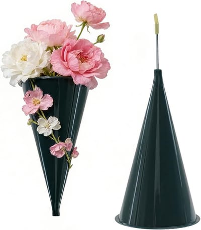 Grote Grave Vazen met Grondspike, 2-Pack Weerbestendige Vazen voor Grafdecoratie, Perfect voor Begraafplaatsen en Tuinen (20.8 x 11.5 cm, Groen)
