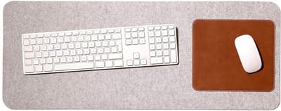 Famanu – Bureauonderlegger 74x30cm | Merino wolvilt | Universeel voor links- en rechtshandigen | Mousepad & schrijfmat | Kleur in lichtgrijs/lichtbruin