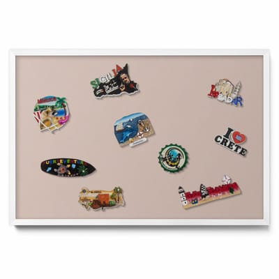 Tulup Magneetbord met Witte Frame - Roze Magneetbord in Stijlvolle Kleuren - 60 cm x 40 cm - Kleur poederroze beige - Magneetbord voor Herinneringen - Magnetisch Bord voor Magneten - Magneetbord voor Foto's en Notities