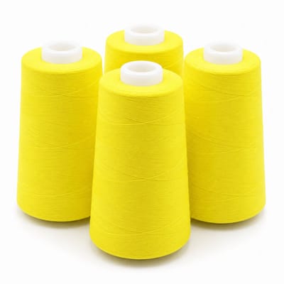 Polyester Overlockgaren – 4 Cones × 2700 m – Totaal 10.800 m – Geel 305