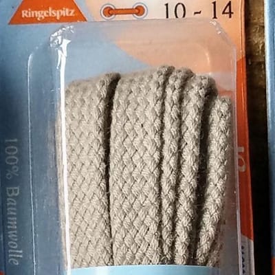 Platte zilver grijze schoenvetesr - 8 mm x 120 cm Plat lichtgrijs- Veter Medium Flat 100% katoen