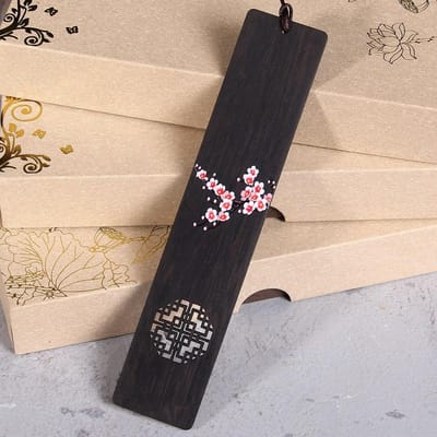 1 stuks Creatieve Geschilderde Gesneden Pruimenbloesem Sakura Houten Bladwijzer Schoolcadeau Leesaccessoires Benodigdheden Chinese Stijl Boekclip beige