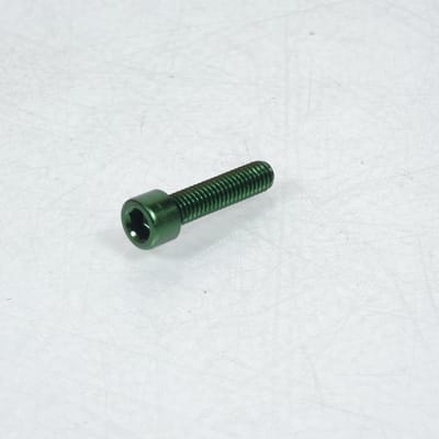 Vis BTR 5mm M6 pas 100 25mm annodisé Vert 3AS Racing pour moto Neuf