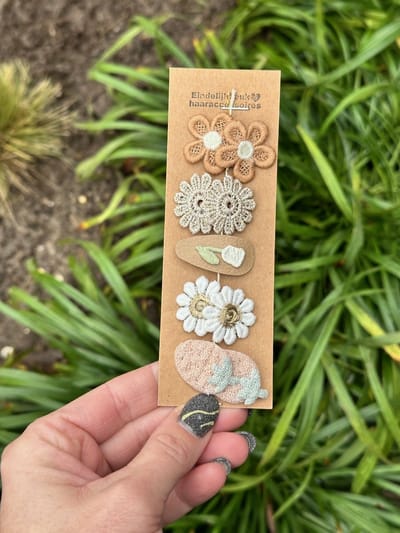 Antislip knipjes - Baby knipjes - Eerste haarspeldjes - Anti slip knipjes - Haaraccessoires meisjes - Kraamcadeautje - Haarknipjes baby - Anti slip - Haaraccessoires baby - Beige - Bruine haarknipjes