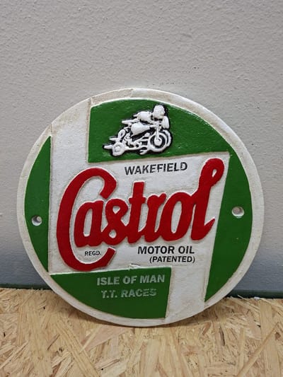 Gietijzeren wandbord Castrol Motor Oil - 23.8x23.8x0.8cm - Mancave - Garage - Werkplaats - Tuin - Huis - Funproducts.nl