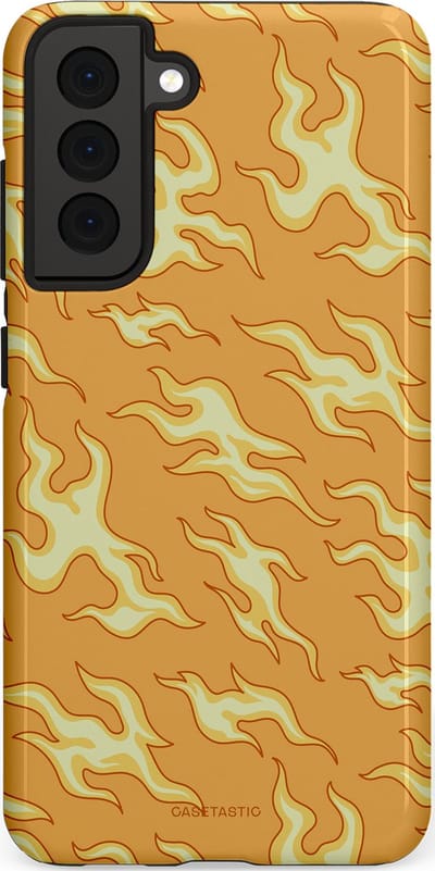 Casetastic Hoesje Geschikt voor Samsung S21 FE - Stijlvolle Beschermende Duo-layer Case - Vlammen van passie