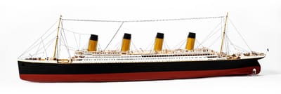 Billing Boats 510 RMS Titanic - Expert+ bouwmodel van 1.88 meter lang! Houten levenswerk.