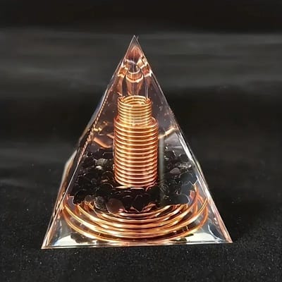 1 stuks Orgoniet Piramide Met Obsidiaan, Energie Voor Yoga, Kristallen Cadeaus, Kristallen Voor Huis Kantoor Decoratie, Breng Uw Energie in Balans brown