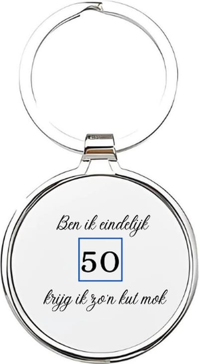 Akyol - 50 jaar Sleutelhanger - 49+1 - jarigen - 50 jaar sarah en abraham cadeau sleutelhanger hartvorm - hoera 50 jaar - papa - jubileum man en vrouw - 50 jaar cadeau - sleutelhanger cadeau - jarig - verjaardag - 4 x 7,5 CM