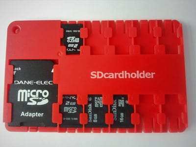 Micro SD Kaarthouder - Geheugenkaarten Opbergen - Digitale Opslag - Creditcardformaat - 10 Kaarten - Rood