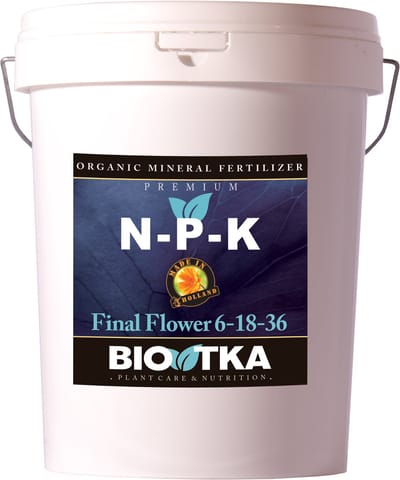 Microgranulaat NPK 6-18-36 Eind bloeifase (vruchtfase) 5 kg. Granulaat meststof voor Kamerplanten & Tuin - Bloemenvoeding - Kamerplanten voeding - Moestuin voeding - Bloeivoeding - Gazon meststof - Biologische Plantenvoeding - Sterke & Snelle Bloei