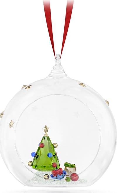 Swarovski Kerstdecoratie beeldjes Kerstbal 2024 5681633 | Wit kristal kerstboom met cadeaus, kerstbal 2024 decoratie stijlvolle kerstafwerking