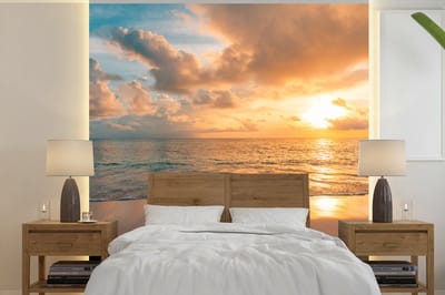 Behang - Fotobehang Strand - Zomer - Zonsondergang - Wolken - Zee - Breedte 350 cm x hoogte 350 cm