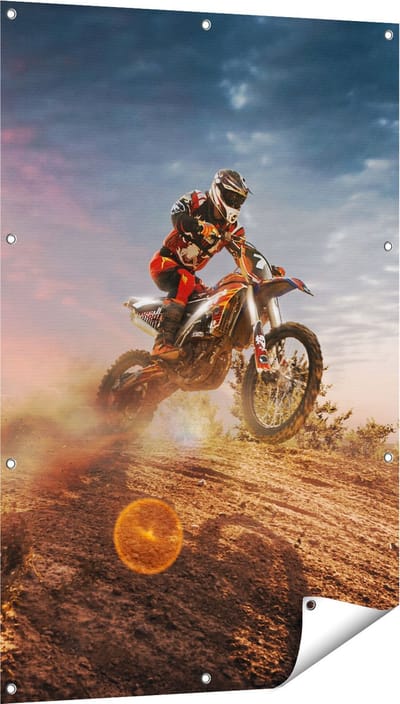 Gards Tuinposter Motorcross op een Heuvel bij Zonsondergang - 80x120 cm - Tuindoek - Tuindecoratie - Wanddecoratie buiten - Tuinschilderij