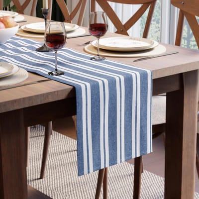XO Katoenen tafelloper 4 tot 6 zits, afmetingen 32 x 183 cm, Franca Blue Stripes, machinewasbaar en duurzaam
