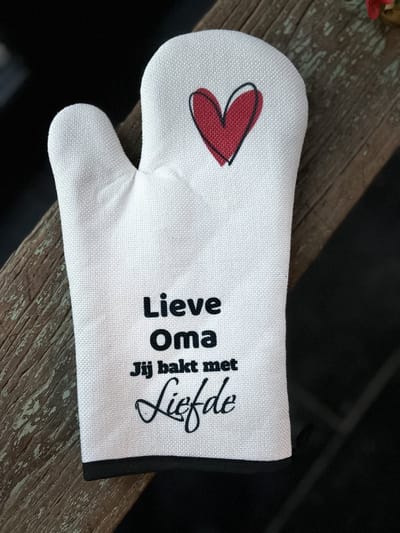Ovenhandschoen met de tekst `My sister Queen of the kitchen` + Hartje liefst zus/ zus / verjaardag