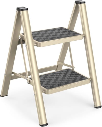 2-treden inklapbare Trapladder met breed anti-slip pedaal - opstapkruk met 150 kg capaciteit - goud Trapladder