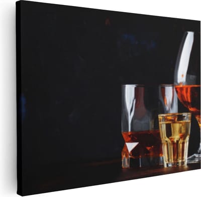 Artaza Canvas Schilderij Stilleven - 40x30 cm - Klein - Muurdecoratie Whisky - Wanddecoratie Woonkamer - Kamer Accessoires
