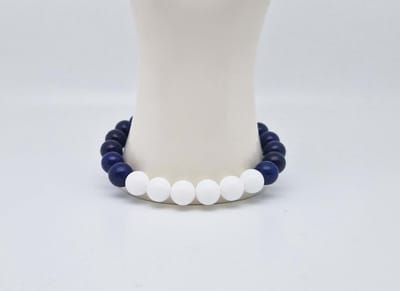 Handgemaakte harmonie natuurstenen armband “Witte agaat- Azuur ” - Model 3 - 10 mm diameter van de korrel- Diameter armband 20 cm - Een mooi cadeau voor familie en vrienden