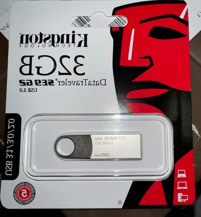 USB Stick - Geheugenstick Opslag - Bestanden Overzetten - Metalen Behuizing - 32 GB - Zilver