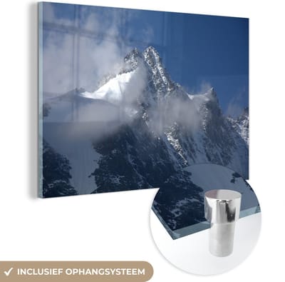 ® Glasschilderij 180x120 cm - Schilderij acrylglas - Pasterze-gletsjer omringt door wolken in het Nationale Park Hohe Tauern - Foto op glas - Muurdecoratie woonkamer - Wanddecoratie slaapkamer - Schilderijen