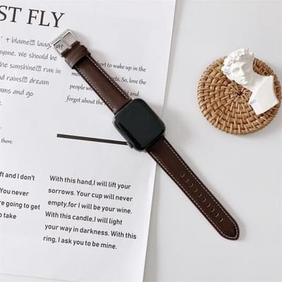By Qubix - Geschikt voor Apple Watch bandje - Premium leather leer bandje - Donkerbruin - Geschikt voor Apple Watch 38mm / 40mm / 41mm / 42mm - leren smartwatchbandje - Horlogebandje