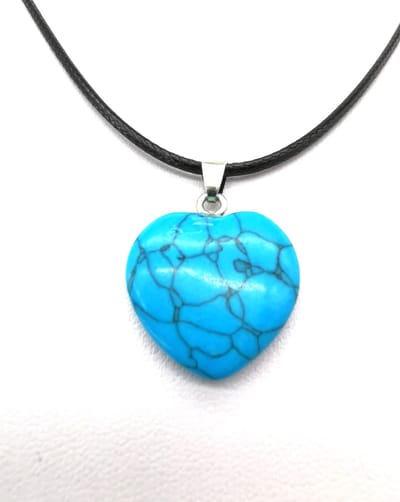 Edelsteen - Turkoois blauw - Hartje Hanger met - gratis - zwart - wax koord Ketting -L 40cm + 5cm Verstelbaar - Turkoois is een sterk geneeskrachtige, zuiverende en beschermende steen.