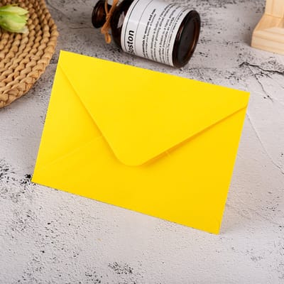 Verpakking van 50 mini-enveloppen van kraftpapier – klein formaat 16x11 cm, perfect voor visitekaartjes, cadeaus, zaadpakketjes, sieraden en kleine aandenkens, Citroengeel