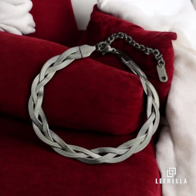 Leerella Driekeer Gevlochten Slang Armband – Luxe Roestvrijstalen Armband in Zilver-Kleur – Verstelbaar & Waterproof 16+5 cm