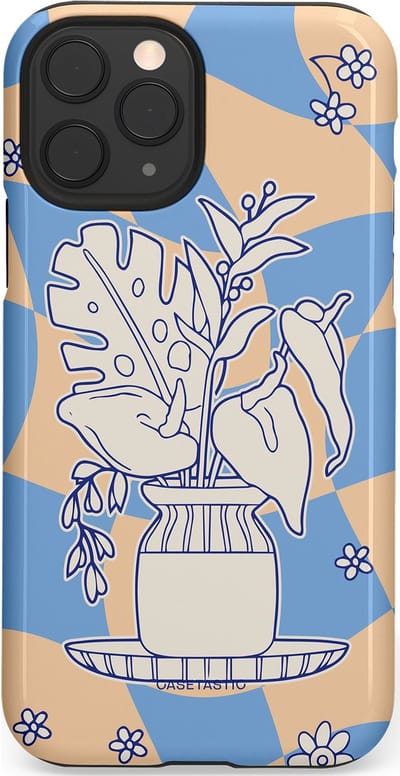Casetastic Hoesje Geschikt voor Apple iPhone 11 Pro - Stijlvolle Beschermende Duo-layer Case - Bosje vol blauw