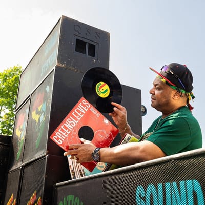 Iration Steppas - Dubs From The Foundation (2 LP)