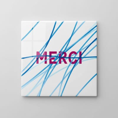 Merci Keramische Tegel 15x15 cm – Modern Blauw Abstract Lijnontwerp | Stijlvol Bedank Cadeau & Woondecoratie