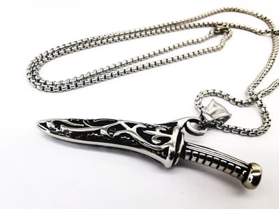 Stoer Heren roestvrij staal zeer gedetailleerd Viking dolk hanger met rvs schakelketting 60 cm.