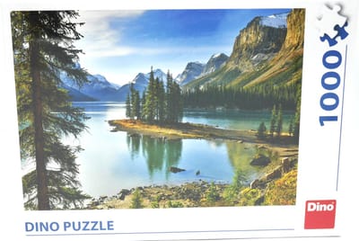 Dino Lake Maligne