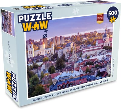 Puzzel Paarse Litouws lucht boven straatbeeld van de stad Vilnius - Legpuzzel - Puzzel 500 stukjes