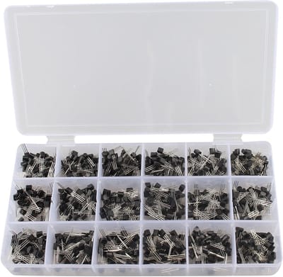 Transistor Kit - NPN PNP Assortiment - Elektronica Reparatie - 18 Verschillende Modellen - 900 Stuks - Niet Van Toepassing