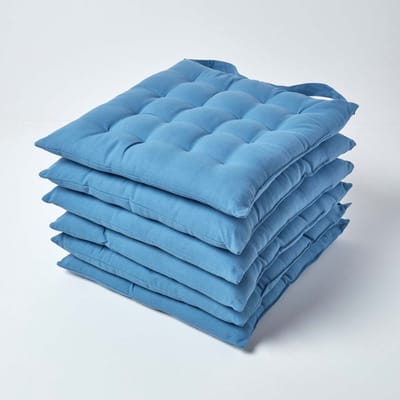 Homescapes stoelkussens – set van 6 zitkussens – katoen – 40x40 cm – blauw – met lint – voor eetkamer & buitengebruik