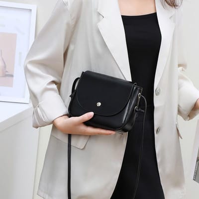 Nieuwe Trendy en Modieuze Echt Lederen Crossbody Tas voor Dames Koreaanse Versie Ins One-shoulder Kleine Vierkante Tas black