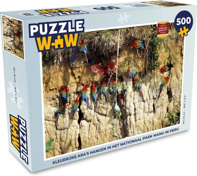 Puzzel Kleurrijke Ara's hangen in het Nationaal park Manu in Peru - Legpuzzel - Puzzel 500 stukjes
