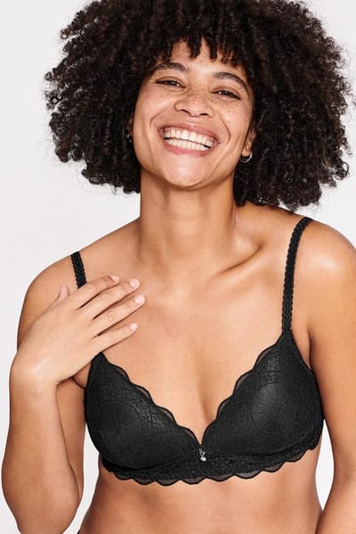 Naturana padded lace soft BH maat 70A zonder beugels zwart