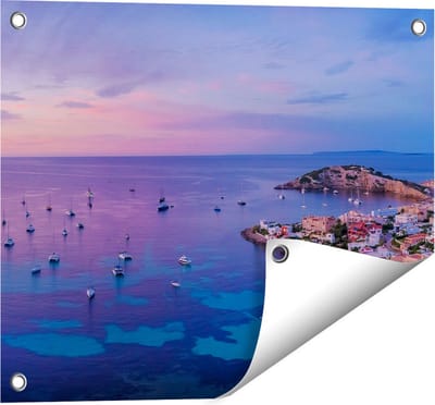 Gards Tuinposter Ibiza met Boten op het Water bij Zonsopgang - 50x40 cm - Tuindoek - Tuindecoratie - Wanddecoratie buiten - Tuinschilderij