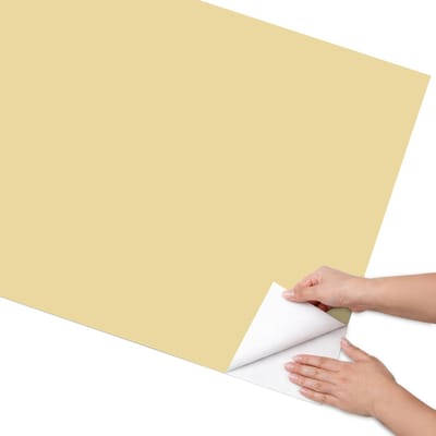 Coloray Meubel Wrap Folie - Romig Meubelfolie - 75x150 cm - Meubelfolie Zelfklevend Crèmegeel - Wrapfolie Keuken - Minimalist Meubelfolie - Decoratiefolie - Tafeldecoratie - Achtergronden en patronen
