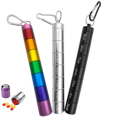 3 Stuks Pillendoos 7 Dagen - Pillendoos Sleutelhanger - Waterdicht Aluminium Medicijndoosje - Compact Pillen Organizer Voor Onderweg - Compact En Draagbaar - Ophangbaar - Geschikt Voor Reizen, Kamperen En Buitenavonturen - Zwart, Zilver, Kleur