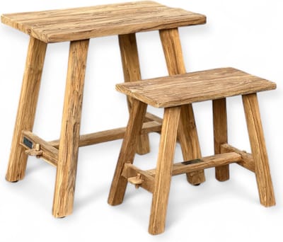 Set van 2 Vintage Teakhouten Krukken - een groot en een klein ! Prachtige vorm en uitstraling !