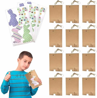 Vrolijke Paaszakjes voor het Inpakken van Paascadeaus - Set van 12 Kleine Bruine Papieren Tassen met Schattige Paashaas Stickers en Houten Clips voor Snoep en Cadeaus