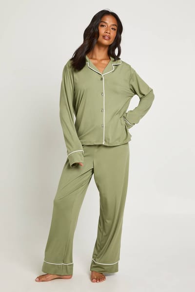 boohoo Dames Petite Piping-detail langmouwenhemd & broek pyjamaset | Verstandig | Maat: 40
