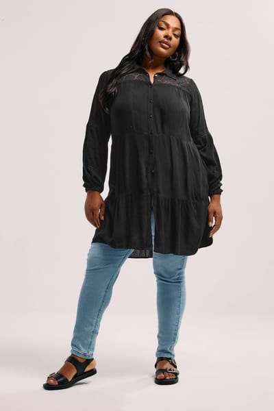 Yours Lange Gelaagde Blouse Met Kanten Inzet In Zwart Size 42